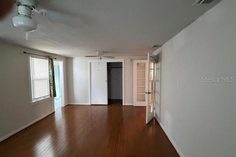 Casa en venta en Tampa, Florida, 3 dormitorios, 119.38 m2 № 2423785 - foto 8