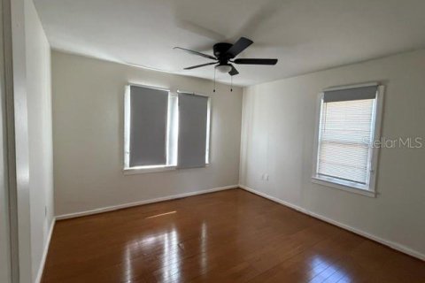 Casa en venta en Tampa, Florida, 3 dormitorios, 119.38 m2 № 2423785 - foto 11