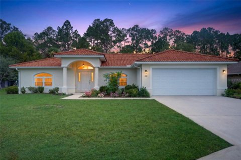 House in Palm Coast, Florida 3 bedrooms, 136.94 sq.m. № 2291333