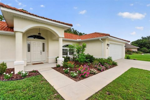 House in Palm Coast, Florida 3 bedrooms, 136.94 sq.m. № 2291333 - photo 5