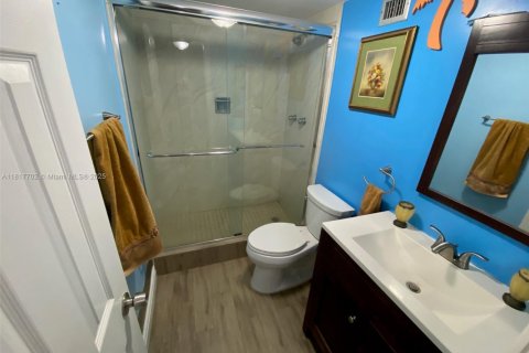 Condo in Lauderhill, Florida, 2 bedrooms  № 2053767 - photo 20