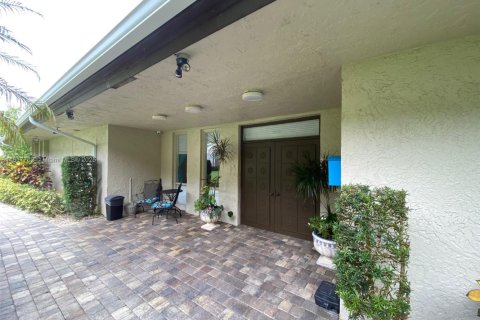 Condo in Lauderhill, Florida, 2 bedrooms  № 2053767