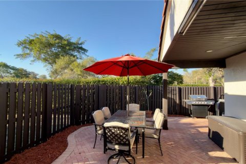 Condominio en venta en Miami, Florida, 2 dormitorios, 87.33 m2 № 2032309 - foto 3