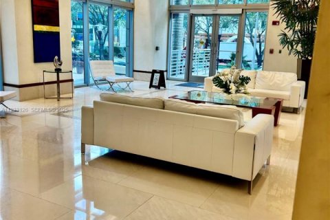 Copropriété à louer à Miami, Floride: 1 chambre, 99.03 m2 № 1991882 - photo 4