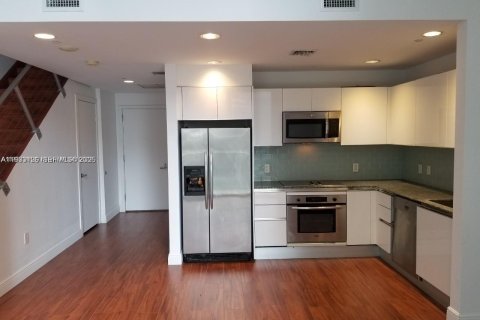 Copropriété à louer à Miami, Floride: 1 chambre, 99.03 m2 № 1991882 - photo 10