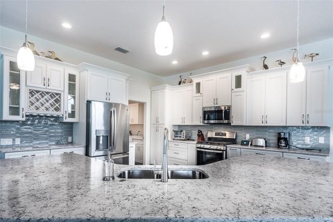 Villa ou maison à louer à Punta Gorda, Floride: 4 chambres, 283.44 m2 № 246967 - photo 28