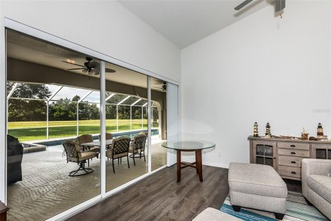 Villa ou maison à louer à Punta Gorda, Floride: 4 chambres, 283.44 m2 № 246967 - photo 11