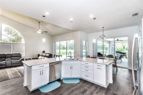 Villa ou maison à louer à Punta Gorda, Floride: 4 chambres, 283.44 m2 № 246967 - photo 21