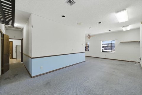 Купить коммерческую недвижимость в Оклаваха, Флорида 350.61м2, № 2098918 - фото 25