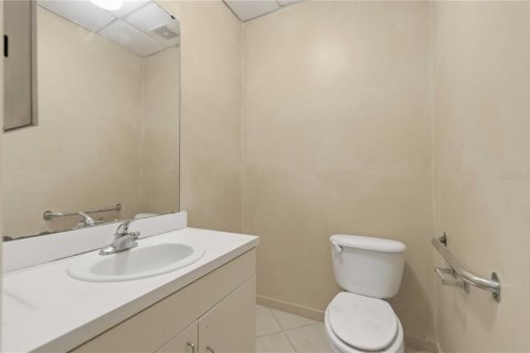 Купить коммерческую недвижимость в Оклаваха, Флорида 350.61м2, № 2098918 - фото 18