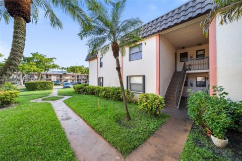 Condominio en venta en Miami, Florida, 2 dormitorios, 90.12 m2 № 1953634 - foto 1