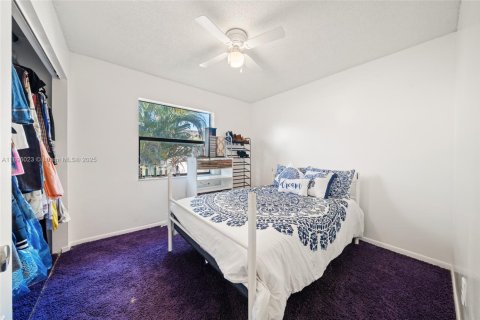 Condominio en venta en Miami, Florida, 2 dormitorios, 90.12 m2 № 1953634 - foto 4