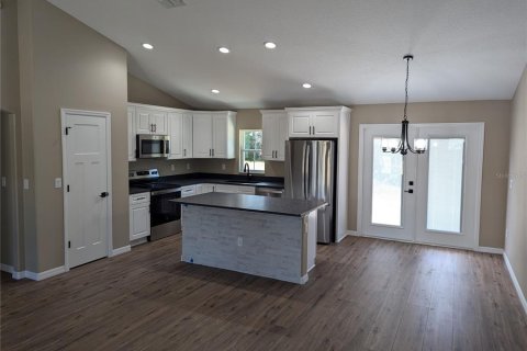 House in Ocala, Florida 3 bedrooms, 139.91 sq.m. № 1843643 - photo 9
