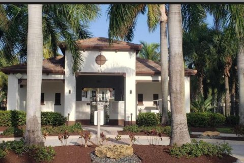 Touwnhouse à louer à Coconut Creek, Floride: 3 chambres, 164.25 m2 № 2168438 - photo 3