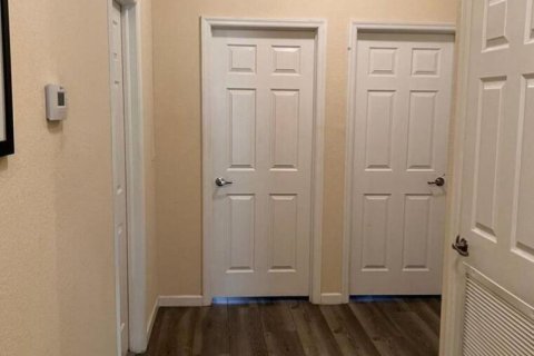 Touwnhouse à louer à Coconut Creek, Floride: 3 chambres, 164.25 m2 № 2168438 - photo 11
