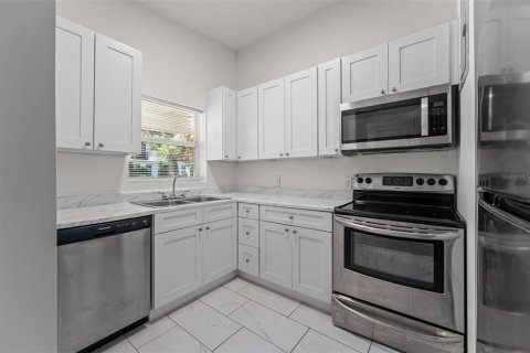 Appartement à louer à Orlando, Floride: 2 chambres, 77.11 m2 № 2430627 - photo 9