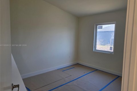 Купить виллу или дом в Лихай-Эйкерс, Флорида 3 спальни, № 2054738 - фото 9