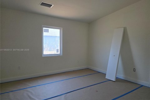 Купить виллу или дом в Лихай-Эйкерс, Флорида 3 спальни, № 2054738 - фото 7