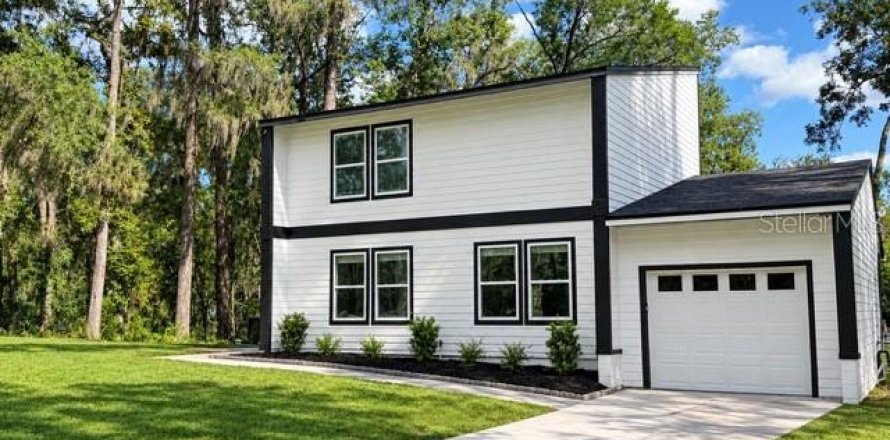 Villa ou maison à Gainesville, Floride 3 chambres, 171.78 m2 № 2420095