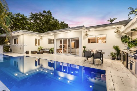 Villa ou maison à vendre à Miami Shores, Floride: 5 chambres, 294.87 m2 № 2085365 - photo 17