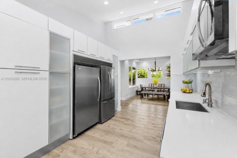 Villa ou maison à vendre à Miami Shores, Floride: 5 chambres, 294.87 m2 № 2085365 - photo 19