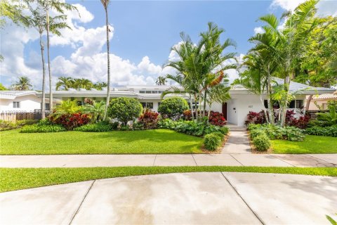 Villa ou maison à vendre à Miami Shores, Floride: 5 chambres, 294.87 m2 № 2085365 - photo 7
