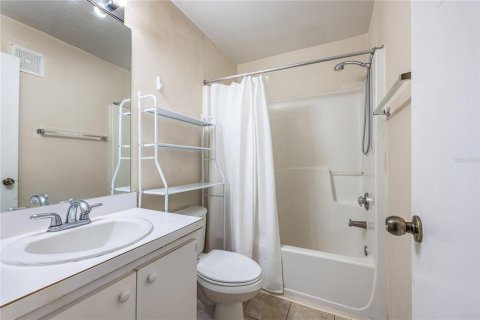 Copropriété à vendre à Gainesville, Floride: 4 chambres, 109.35 m2 № 1905729 - photo 6