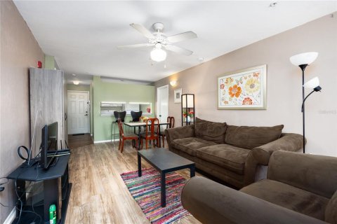 Copropriété à vendre à Gainesville, Floride: 4 chambres, 109.35 m2 № 1905729 - photo 15