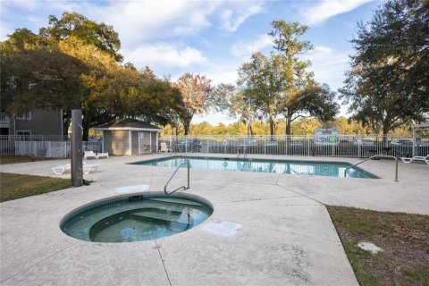 Copropriété à vendre à Gainesville, Floride: 4 chambres, 109.35 m2 № 1905729 - photo 29