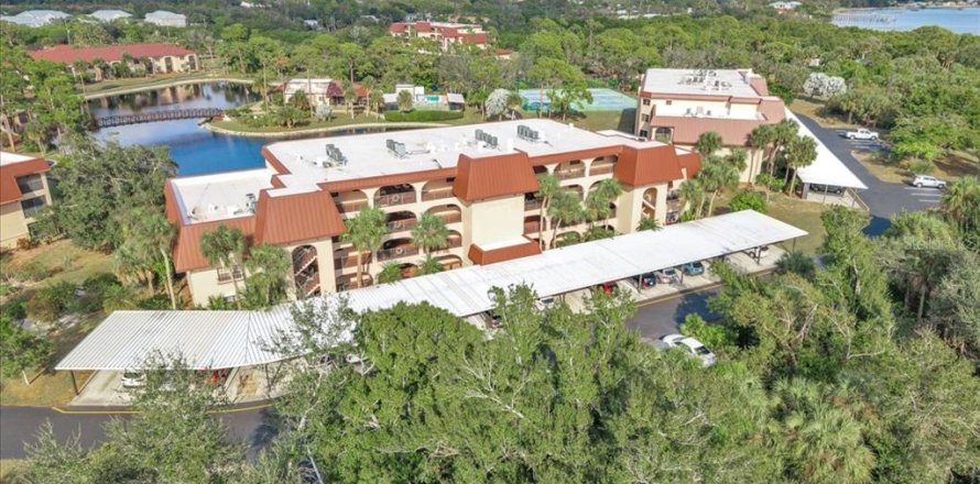 Condominio en Port Charlotte, Florida, 2 dormitorios  № 2208685