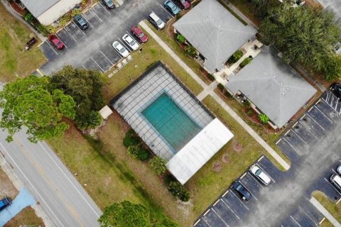 Copropriété à louer à Port Charlotte, Floride: 2 chambres, 89.19 m2 № 2115913 - photo 4