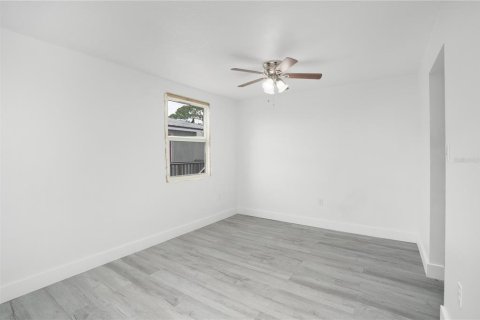 Copropriété à louer à Port Charlotte, Floride: 2 chambres, 89.19 m2 № 2115913 - photo 6