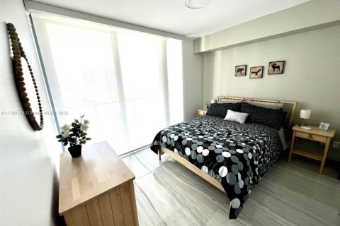 Condominio en venta en Miami, Florida, 3 dormitorios, 141.77 m2 № 1861703 - foto 8
