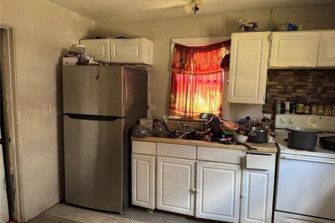 Propiedad comercial en venta en Orlando, Florida, 4 dormitorios, 129.51 m2 № 1607926 - foto 20