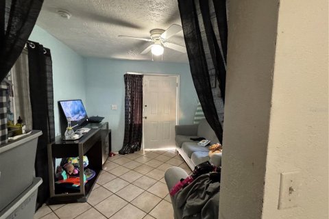 Propiedad comercial en venta en Orlando, Florida, 4 dormitorios, 129.51 m2 № 1607926 - foto 5