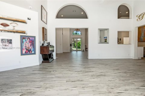 House in Fort Lauderdale, Florida 4 bedrooms, 354.61 sq.m. № 1421642 - photo 24