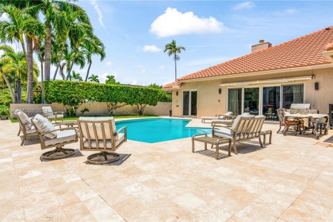 House in Fort Lauderdale, Florida 4 bedrooms, 354.61 sq.m. № 1421642 - photo 9