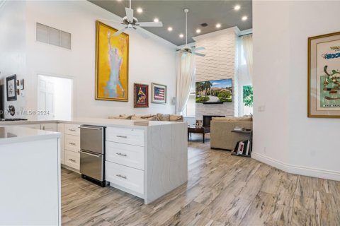 House in Fort Lauderdale, Florida 4 bedrooms, 354.61 sq.m. № 1421642 - photo 25
