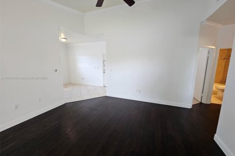 Condominio en venta en Pembroke Pines, Florida, 3 dormitorios, 101.54 m2 № 1742040 - foto 4