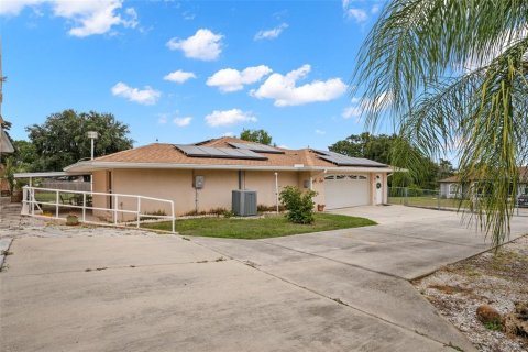 Villa ou maison à vendre à Dundee, Floride: 3 chambres, 159.14 m2 № 2408074 - photo 24