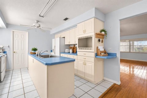 Villa ou maison à vendre à Dundee, Floride: 3 chambres, 159.14 m2 № 2408074 - photo 14