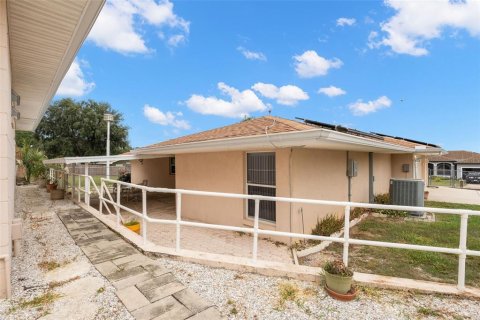 Villa ou maison à vendre à Dundee, Floride: 3 chambres, 159.14 m2 № 2408074 - photo 21