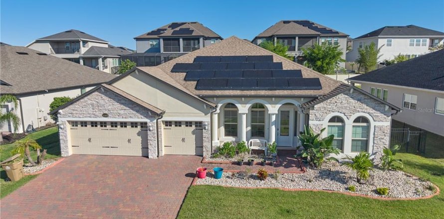 Villa ou maison à Clermont, Floride 4 chambres, 295.89 m2 № 2415218
