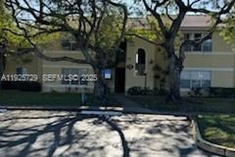 Condo à Sunrise, Floride, 2 chambres  № 2039115