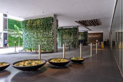 Купить кондоминиум в Майами, Флорида 2 спальни, 122.07м2, № 1978055 - фото 12