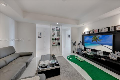 Condo in Aventura, Florida, 3 bedrooms  № 2253260 - photo 12