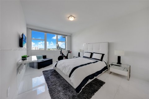 Condo in Aventura, Florida, 3 bedrooms  № 2253260 - photo 24