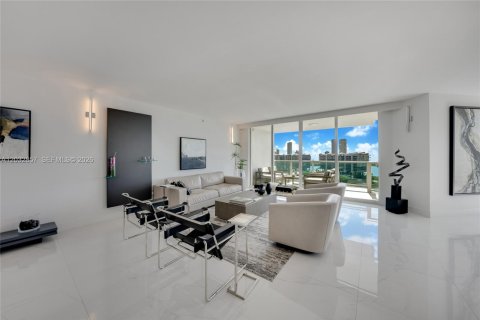 Condo in Aventura, Florida, 3 bedrooms  № 2253260 - photo 5
