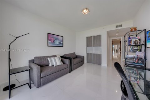 Condo in Aventura, Florida, 3 bedrooms  № 2253260 - photo 28