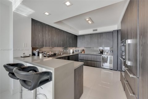 Condo in Aventura, Florida, 3 bedrooms  № 2253260 - photo 10